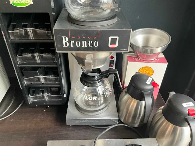 Bronco novo 2 koffiezetapparaat en divers - afbeelding 2 van  5