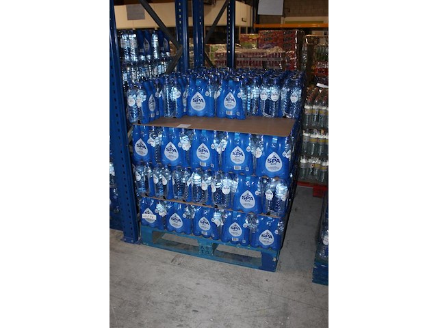 Bronwater spa blauw sportdop. 158 packs a 6 x 0,75l. 948 flessen. bod is inclusief 142,20 euro statiegeldwa... - afbeelding 2 van  2