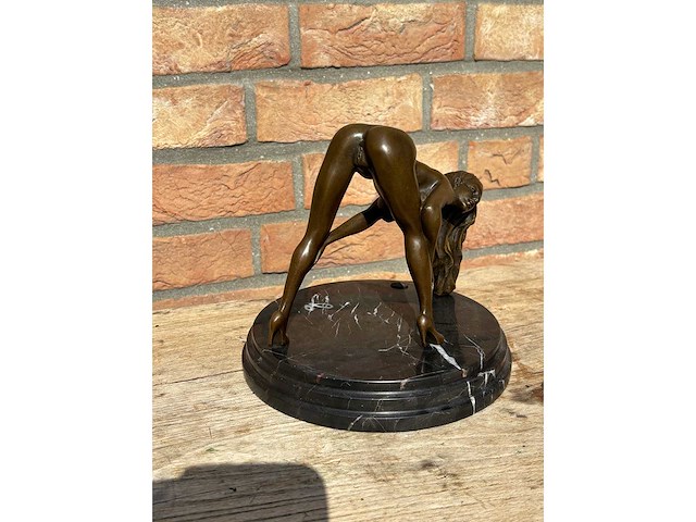 Bronzen beeld erotisch - afbeelding 1 van  1