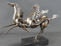 Bronzen beeld flying horses - afbeelding 1 van  5