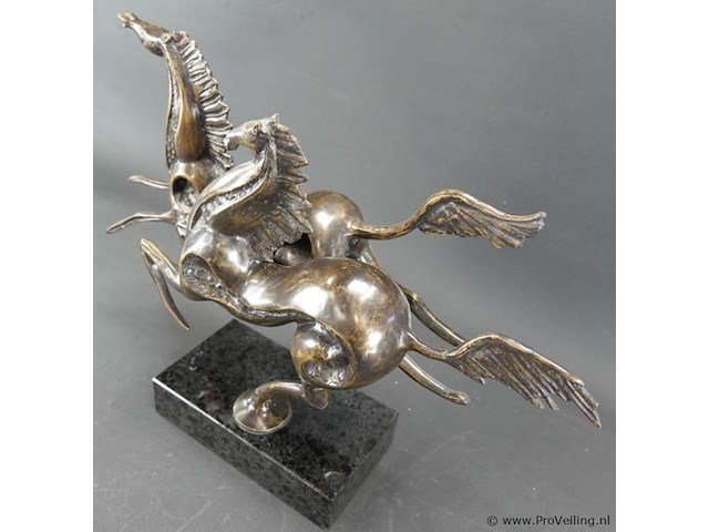 Bronzen beeld flying horses - afbeelding 3 van  5
