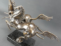 Bronzen beeld flying horses - afbeelding 3 van  5