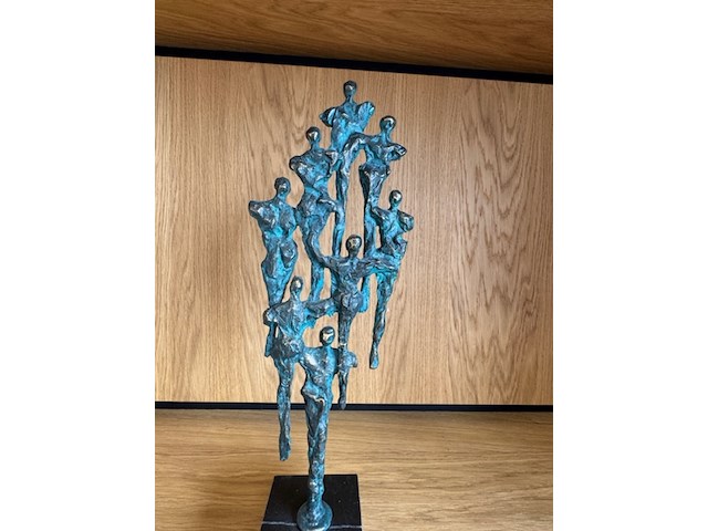 Bronzen beeld op sokkel - afbeelding 2 van  3