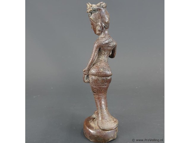 Bronzen beeld van een balinese danseres - afbeelding 3 van  5