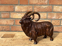 Bronzen bok - afbeelding 1 van  2