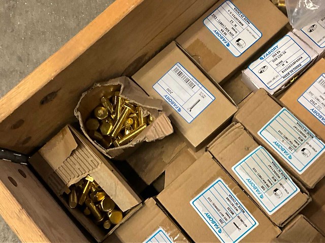 Bronzen bouten en moeren - afbeelding 5 van  5