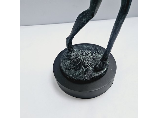 Bronzen figurine vrouwelijke golfer - afbeelding 5 van  5