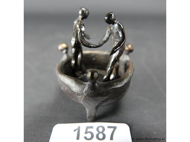 Bronzen flessenstop en bronzen schaaltje - afbeelding 1 van  5