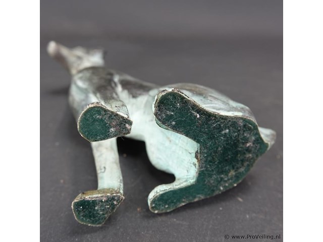 Bronzen hond - afbeelding 5 van  5