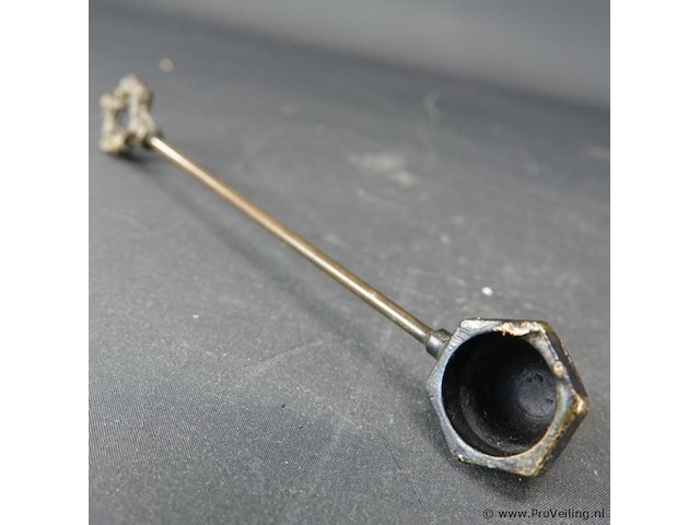Bronzen kaarsendover - afbeelding 4 van  5