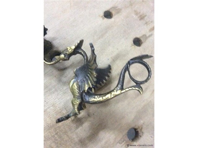 Bronzen kaarsenhouder draak - afbeelding 3 van  3