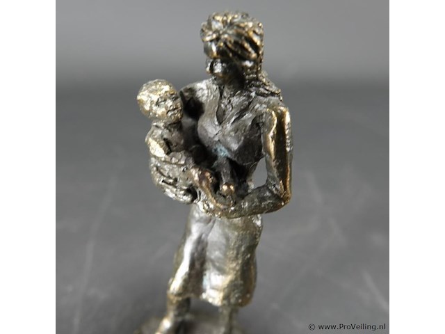 Bronzen moeder met kind - afbeelding 2 van  5