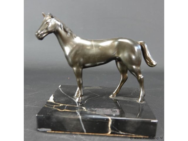 Bronzen paard - afbeelding 2 van  5