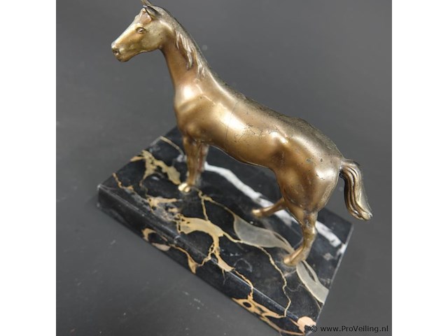 Bronzen paard - afbeelding 3 van  5