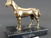 Bronzen paard
