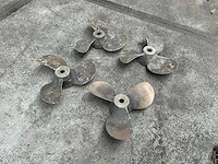 Bronzen propellors (4x)