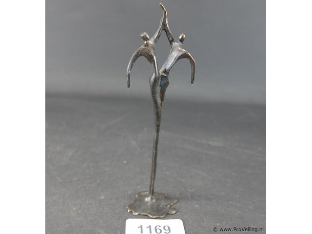 Bronzen sculptuur corry ammerlaan - afbeelding 1 van  5