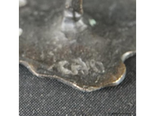 Bronzen sculptuur corry ammerlaan - afbeelding 4 van  5