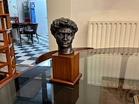 Bronzen sculptuur david