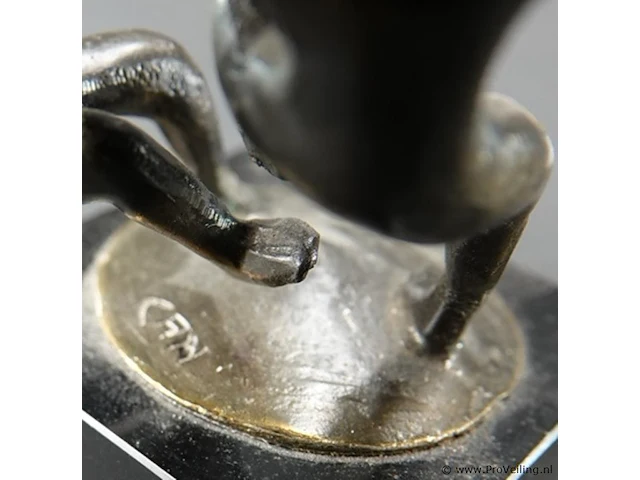 Bronzen sculptuur gesigneerd corry ammerlaan-van niekerk - afbeelding 4 van  5