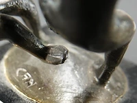 Bronzen sculptuur gesigneerd corry ammerlaan-van niekerk - afbeelding 4 van  5