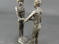 Bronzen sculptuur getiteld "couple amoureux" waarschijnlijk van astrid veldhuyzen-koppen - afbeelding 2 van  5