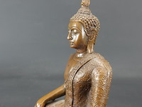 Bronzen thaise boeddha in de bhumisparsha mudra-houding - afbeelding 3 van  5