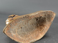 Bronzen thaise boeddha in de bhumisparsha mudra-houding - afbeelding 5 van  5