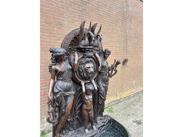 Bronzen wandfontein 1.75 meter breed - afbeelding 4 van  5