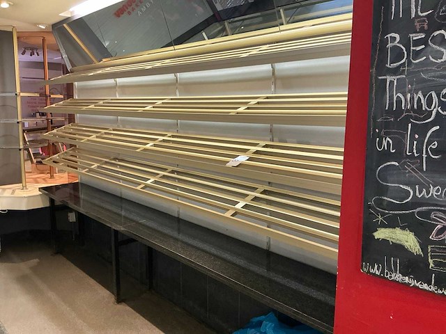 Brood / gebak wandstelling (3x) - afbeelding 1 van  7