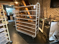 Brood verkoelwagen - afbeelding 1 van  4