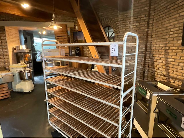 Brood verkoelwagen - afbeelding 3 van  4