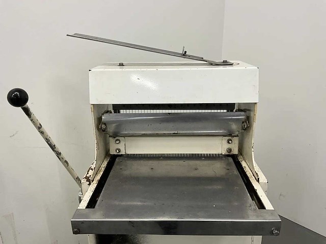 Broodsnijmachine - afbeelding 6 van  7