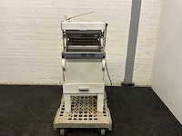 Broodsnijmachine - afbeelding 3 van  9