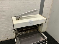 Broodsnijmachine - afbeelding 7 van  9