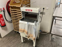 Broodsnijmachine - afbeelding 1 van  2