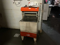 Broodsnijmachine - afbeelding 1 van  5