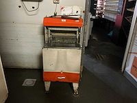 Broodsnijmachine - afbeelding 2 van  5