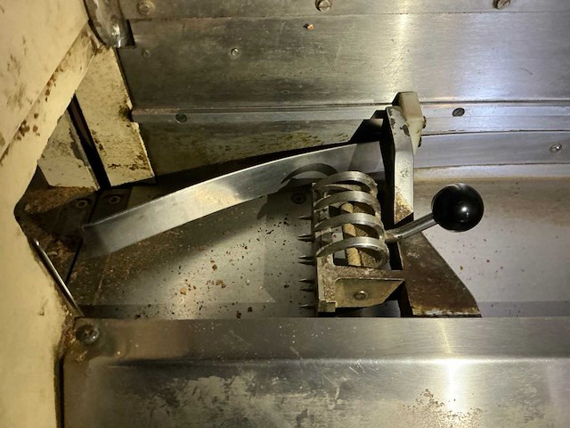 Broodsnijmachine - afbeelding 5 van  7