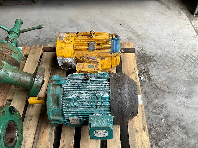 Brook crompton elektromotor (2x) - afbeelding 2 van  4