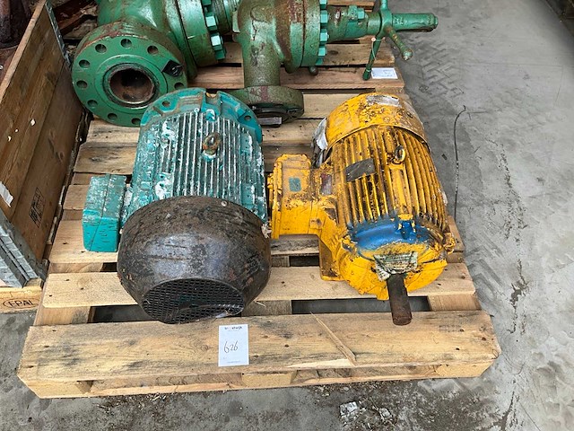 Brook crompton elektromotor (2x) - afbeelding 1 van  4