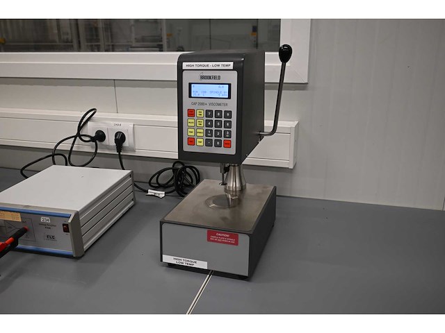 Brookfield cap 2000+l high torque low temp viscometer - afbeelding 1 van  6
