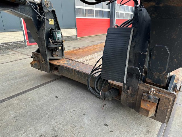 Broshuis - 2007 - 3abd-48 - uitschuifbare oplegger - afbeelding 13 van  32