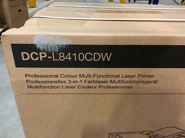 Brother dcp-l8410cdw professional colour multi-functional laser printer - afbeelding 2 van  3