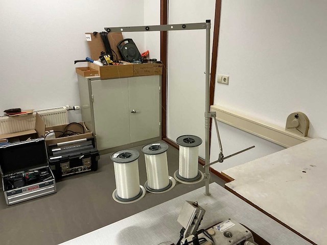 Brother ef4-n11 naaimachine / werkstation - afbeelding 6 van  10