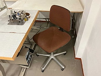 Brother ef4-n11 naaimachine / werkstation - afbeelding 7 van  10