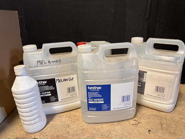 Brother gt381 (gt-3 series) dtg / dtf printer - afbeelding 7 van  11