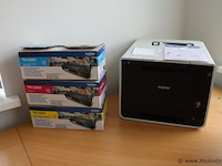 Brother kleur laserprinter hl-l8250cdn incl. toner cartridges - afbeelding 1 van  5