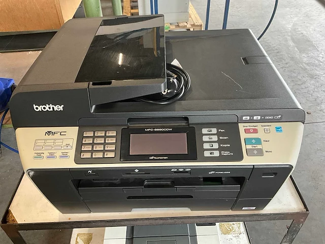 Brother mfc-6890cdw inktjetprinter - afbeelding 1 van  4