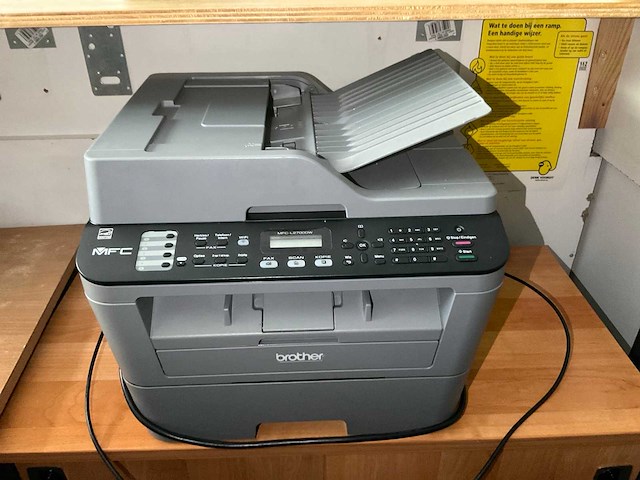 Brother mfc-l2700dw laserprinter - afbeelding 2 van  4